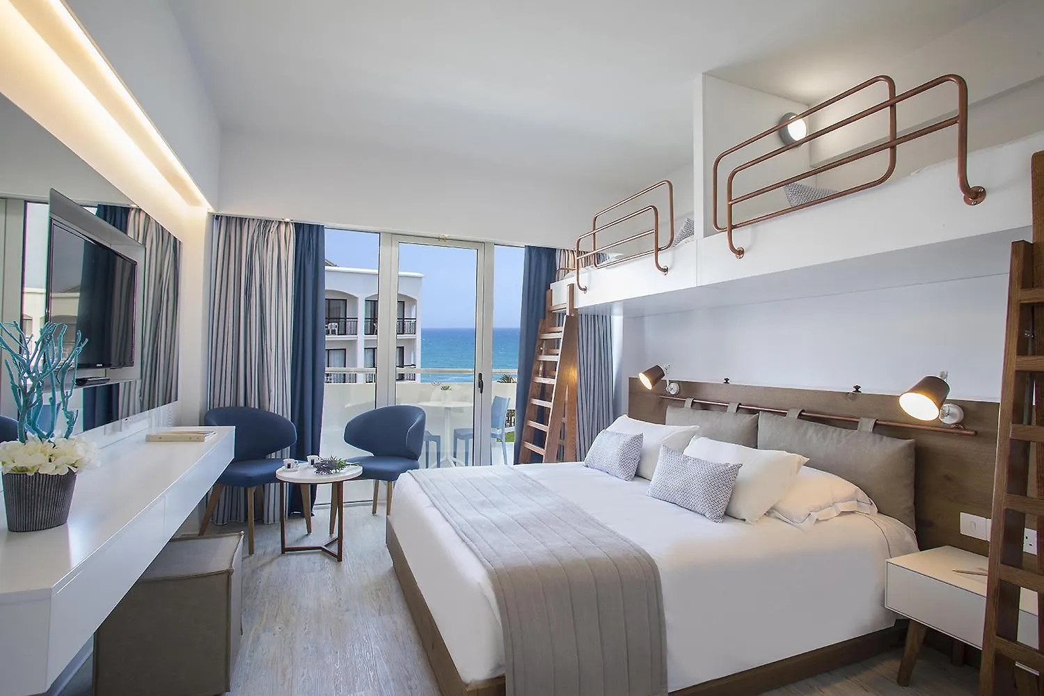 Sandy Beach Hotel & Spa - Ex Sentido 라르나카