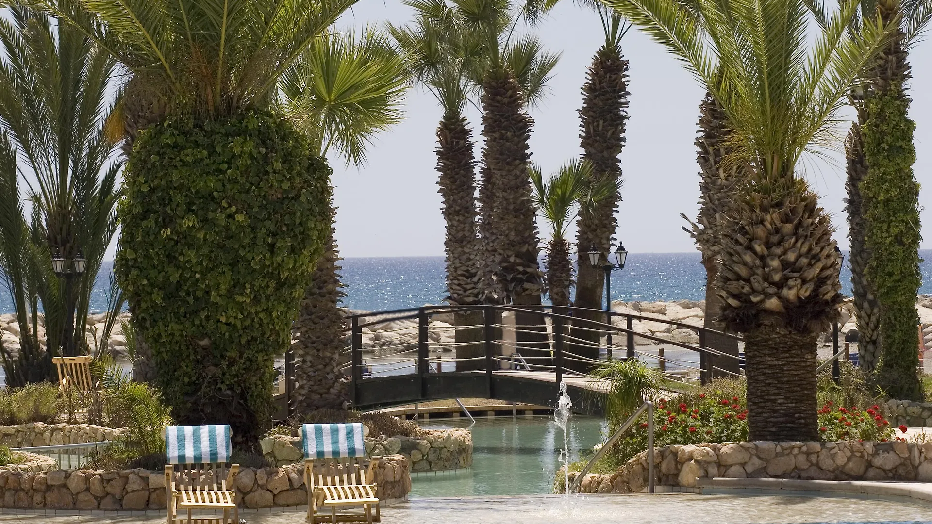 Sandy Beach Hotel & Spa - Ex Sentido Larnaca