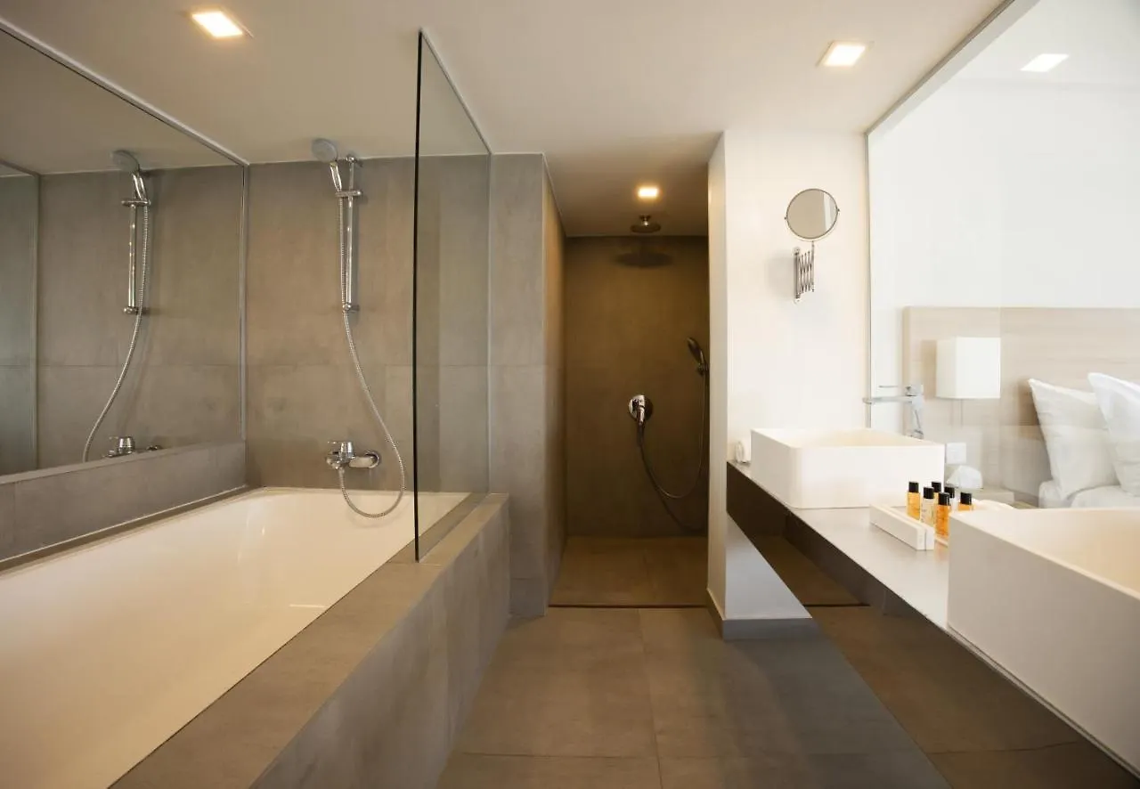 Sandy Beach Hotel & Spa - Ex Sentido 라르나카