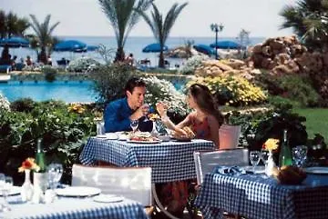 Sandy Beach Hotel & Spa - Ex Sentido 라르나카